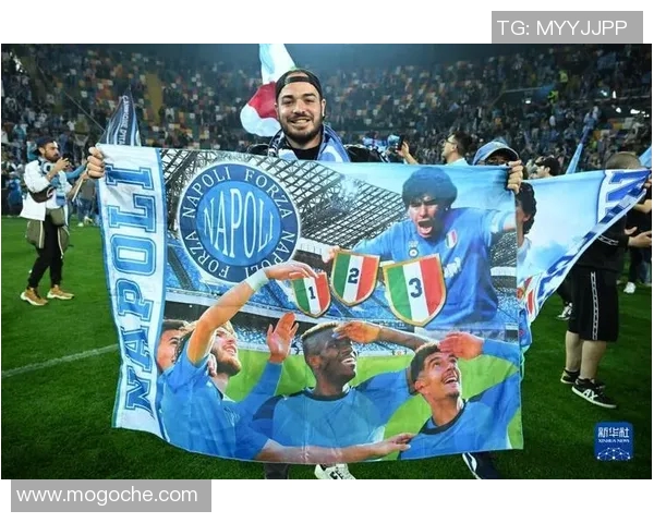 森多利亚主场迎战那不勒斯双方争夺意甲积分榜关键战役